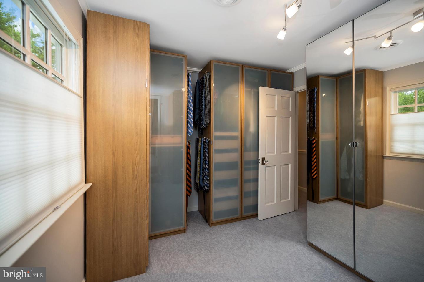 313 Ingleside Dr