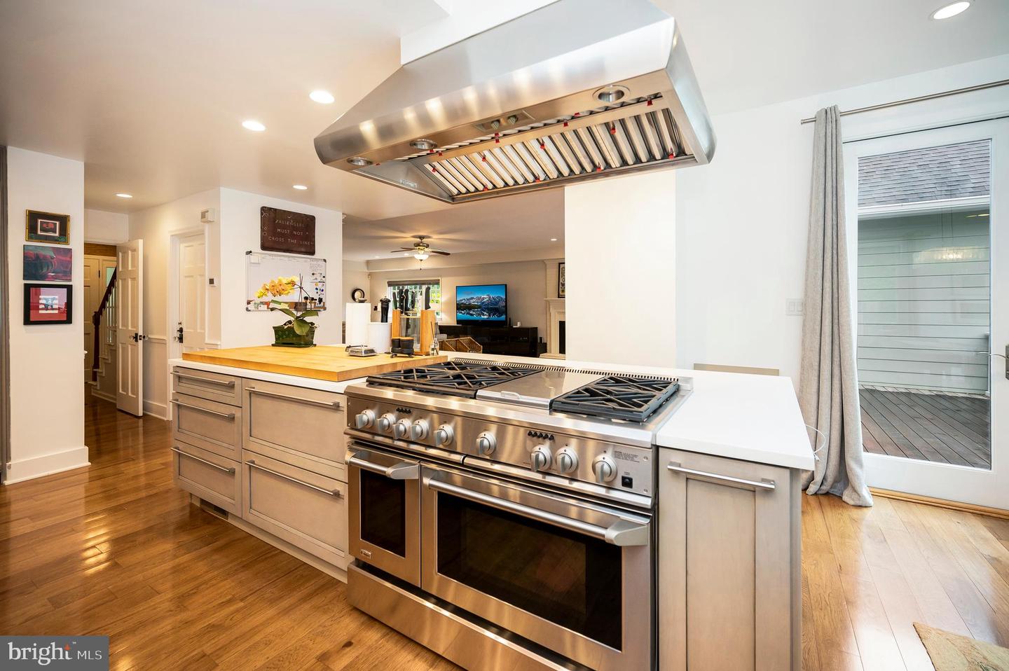 313 Ingleside Dr