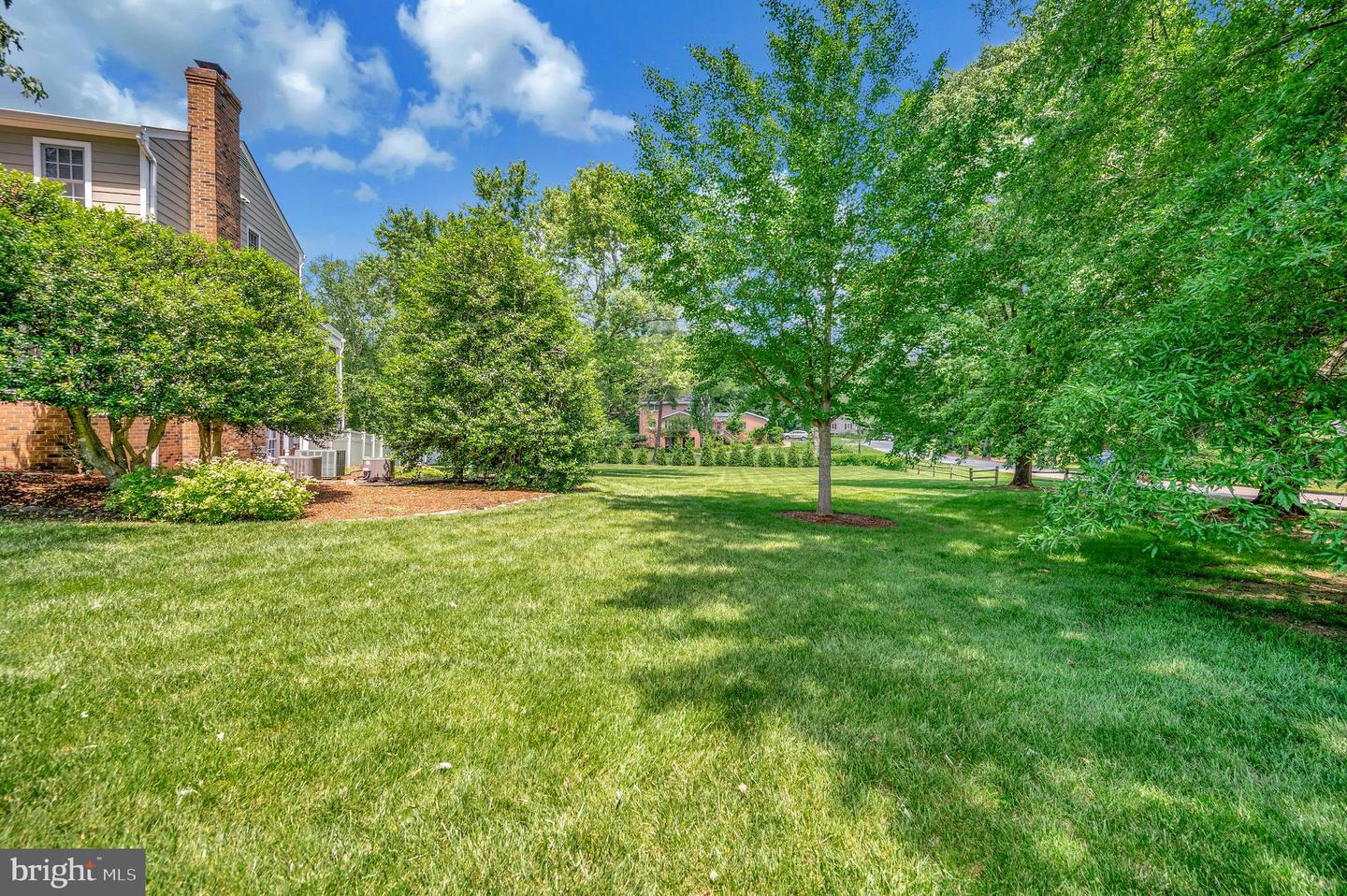 313 Ingleside Dr