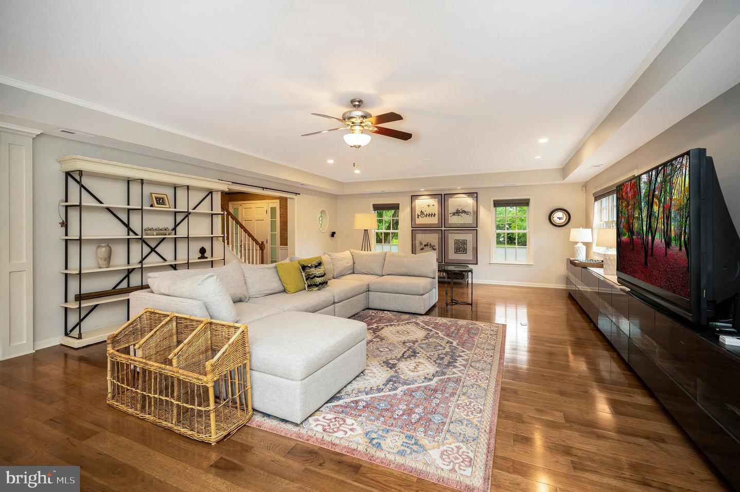 313 Ingleside Dr