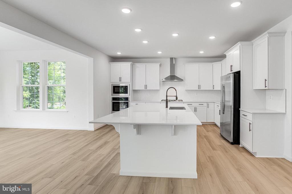 217 CAMWOOD COURT
