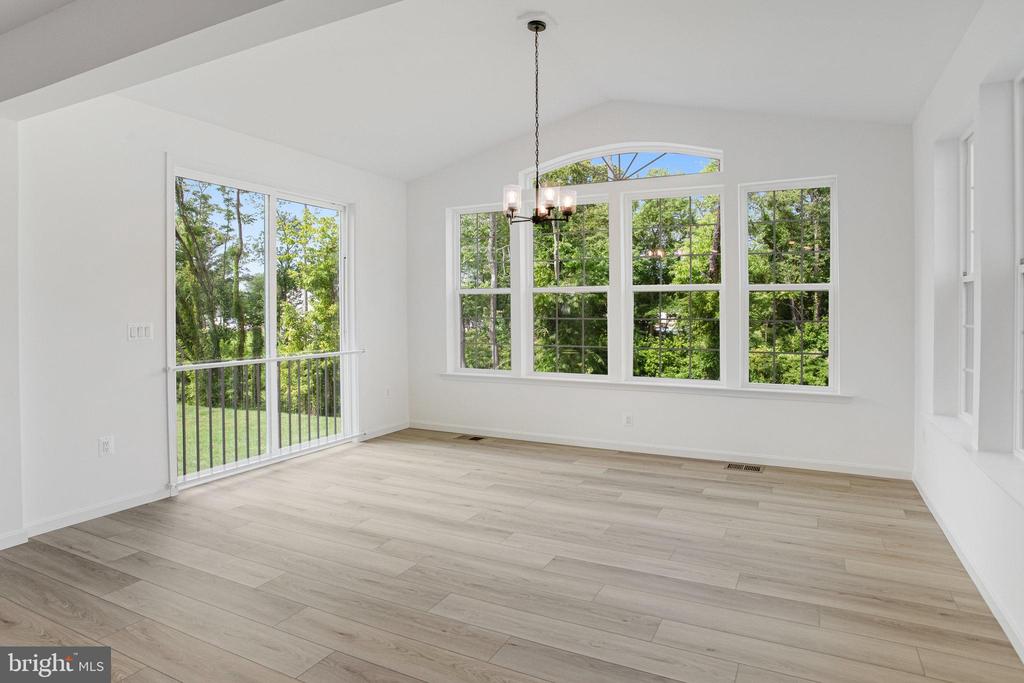 217 CAMWOOD COURT