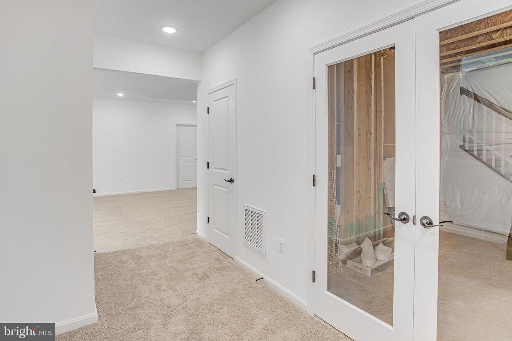 217 CAMWOOD COURT