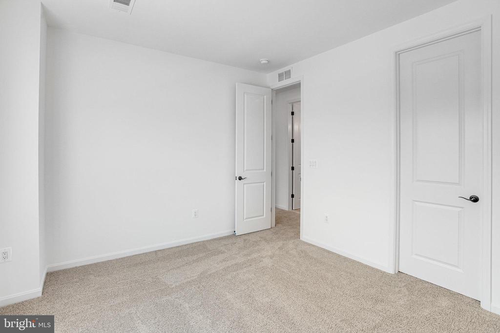 217 CAMWOOD COURT