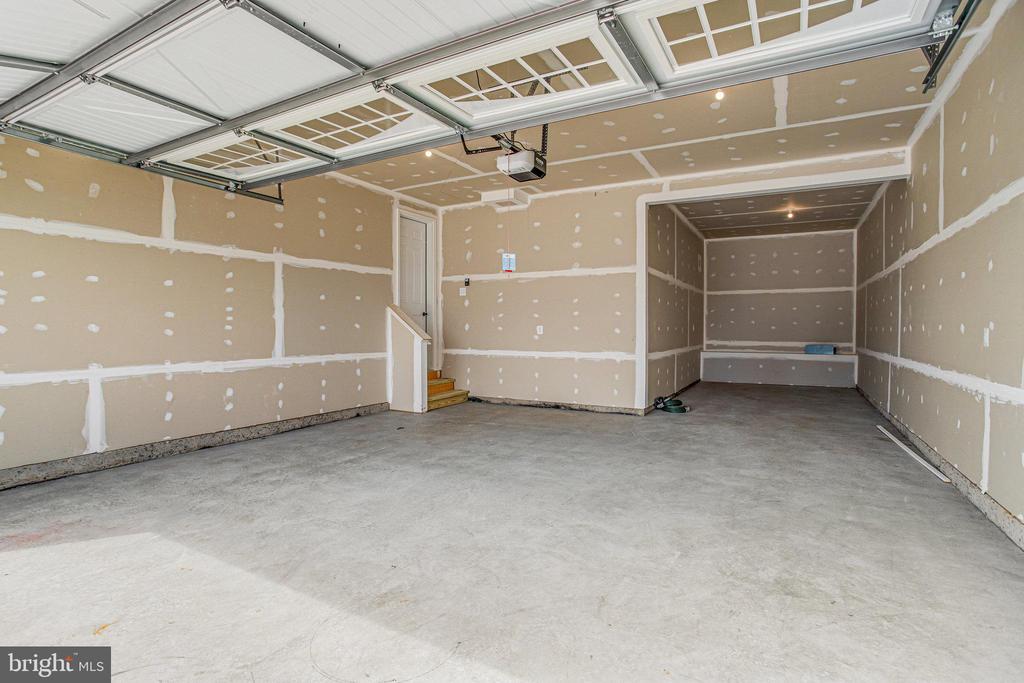 217 CAMWOOD COURT
