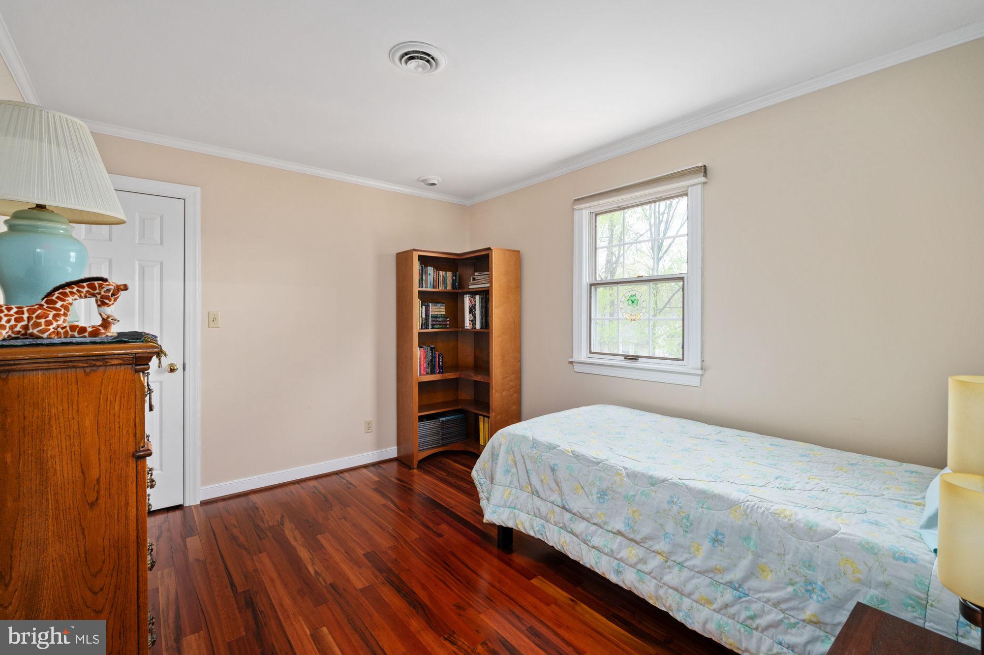 135 Cleremont Dr