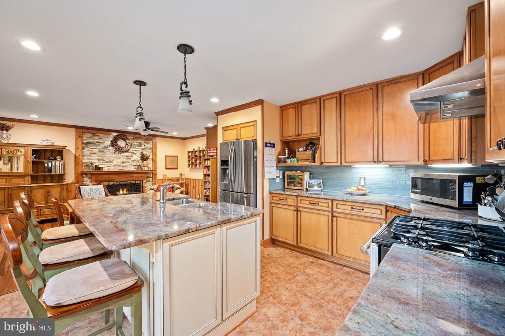 135 Cleremont Dr