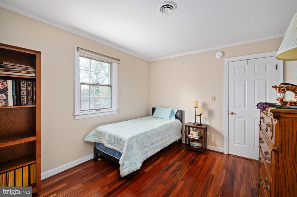 135 Cleremont Dr