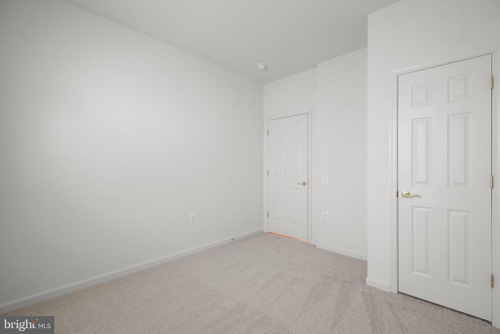 200 Smithfield Way