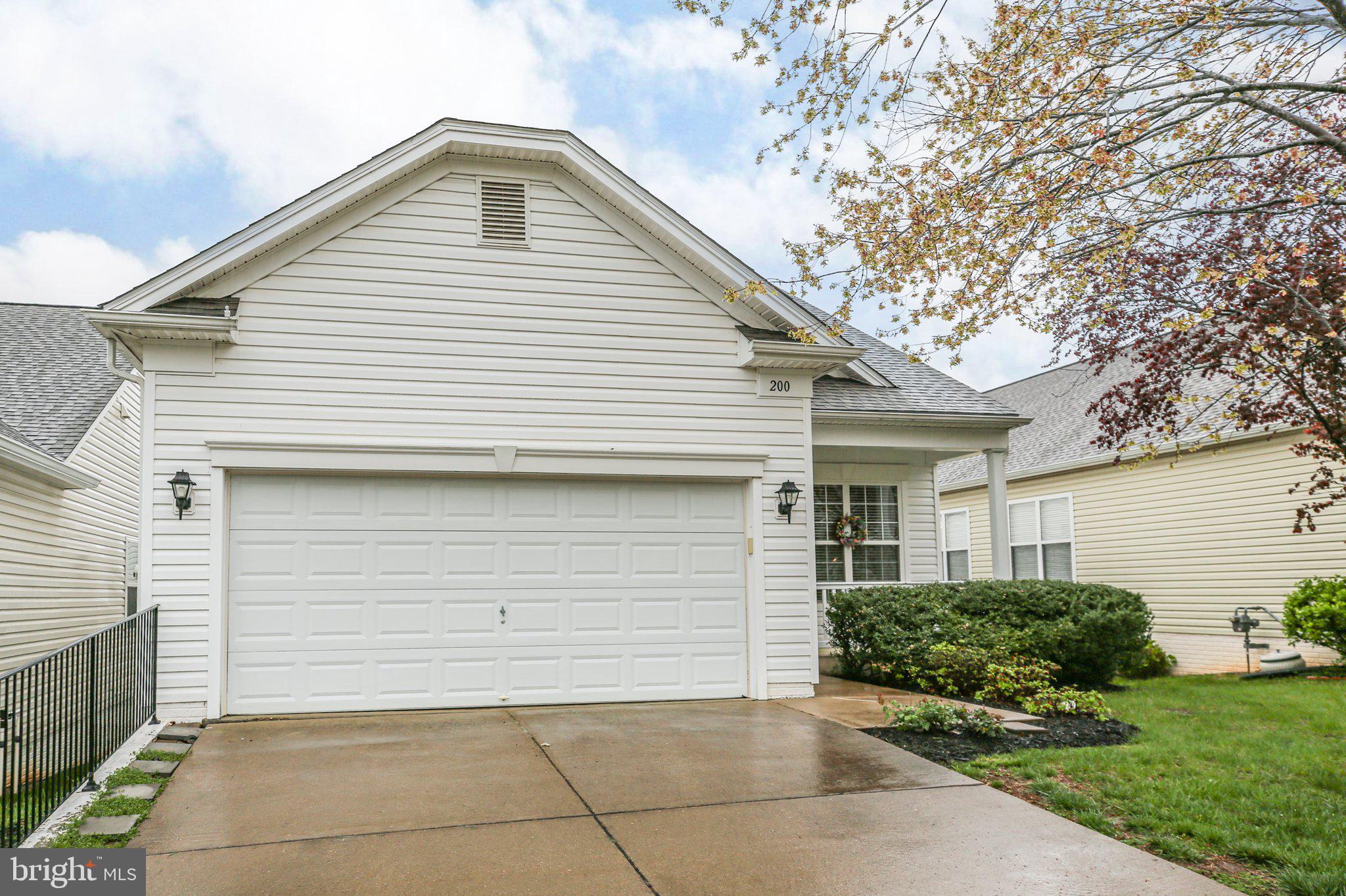 200 Smithfield Way