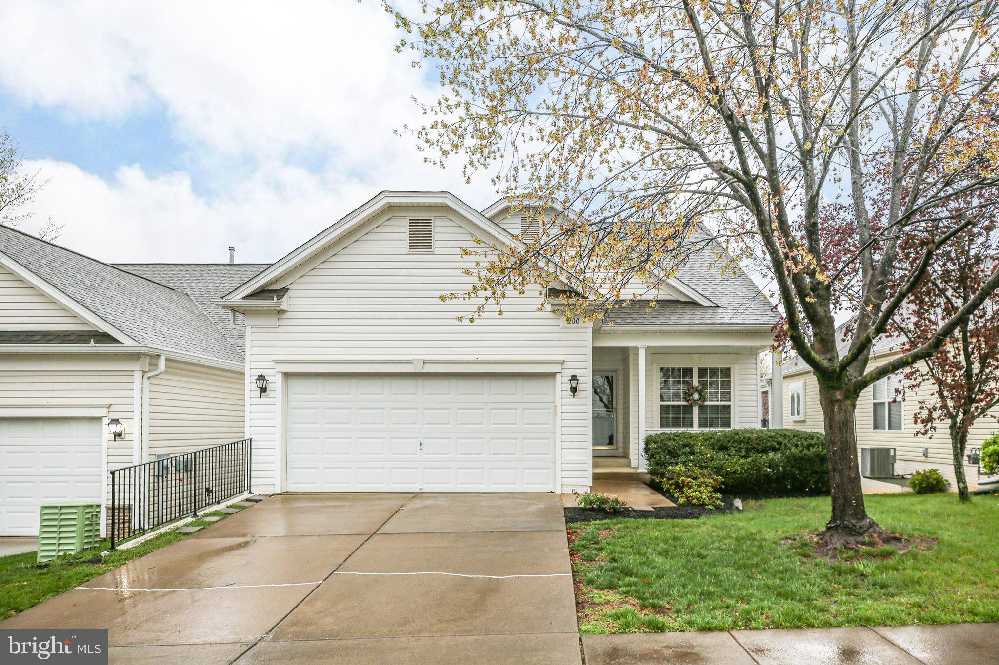 200 Smithfield Way