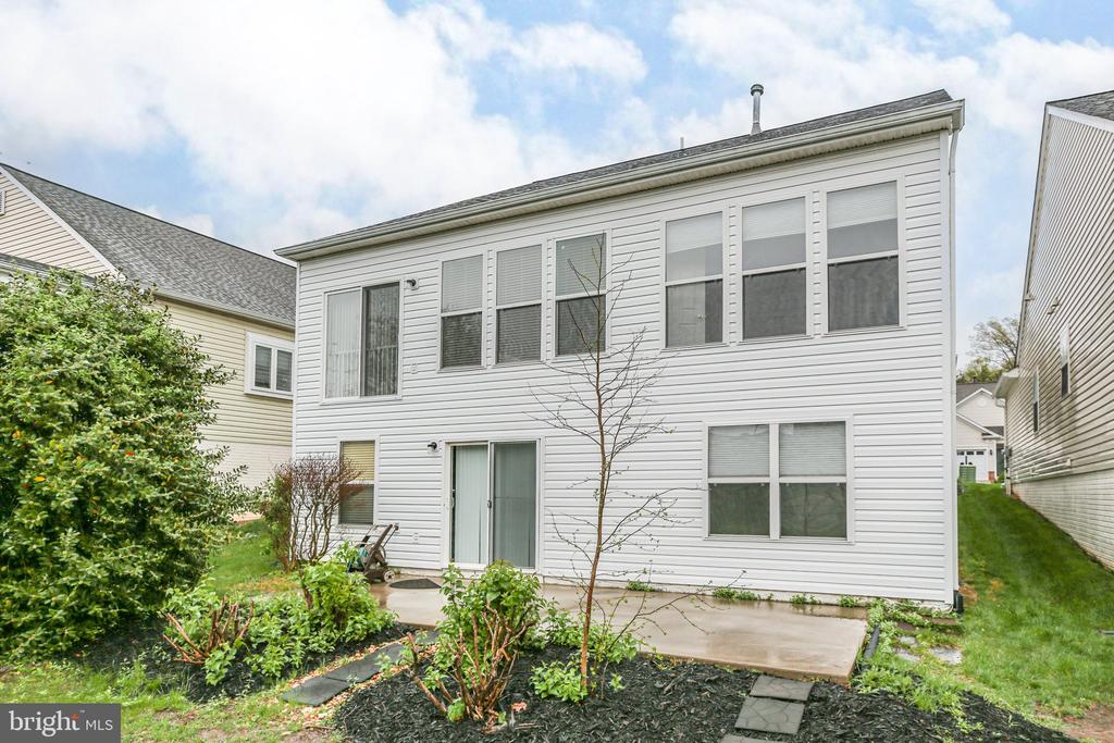 200 Smithfield Way