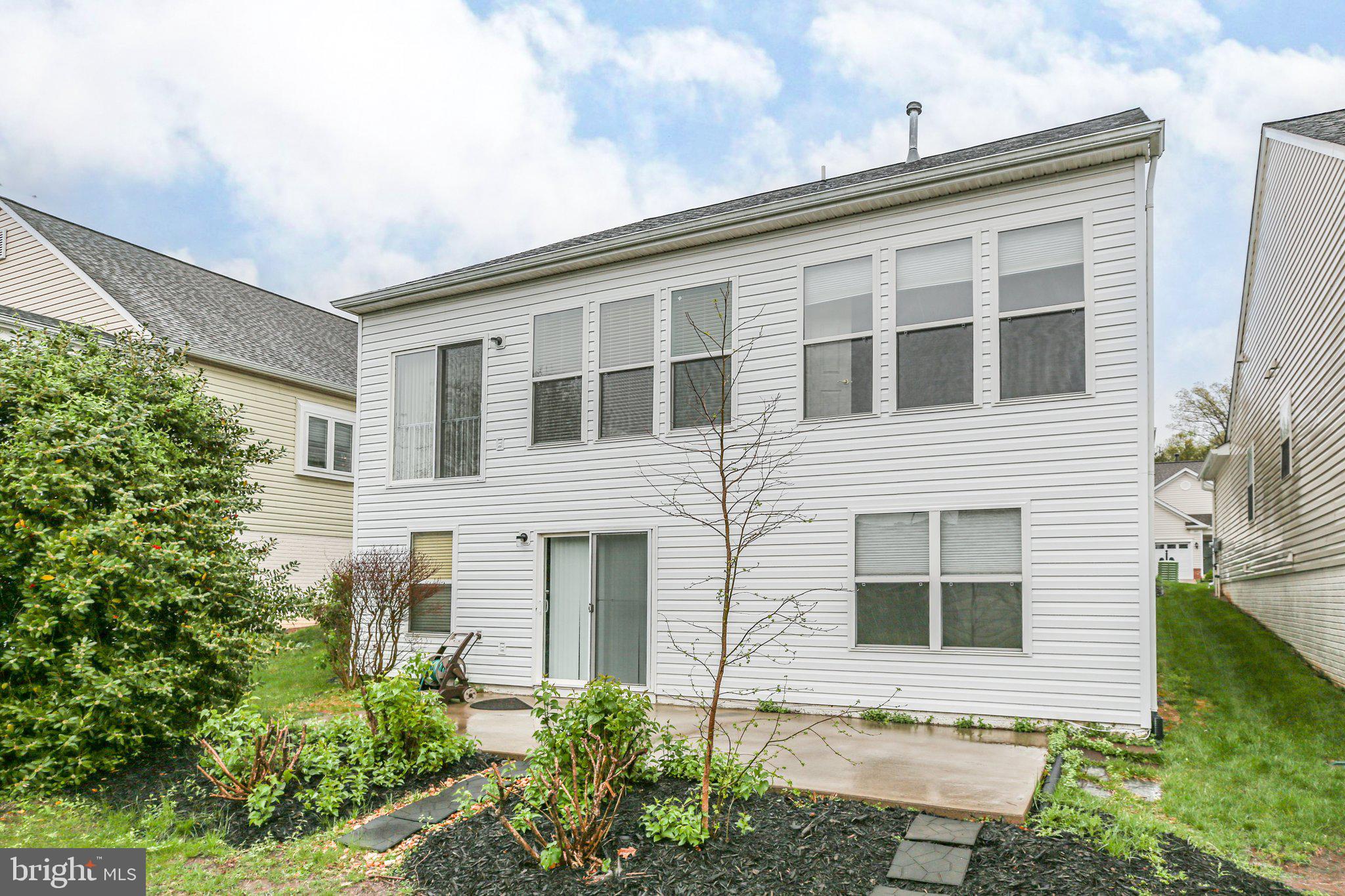 200 Smithfield Way