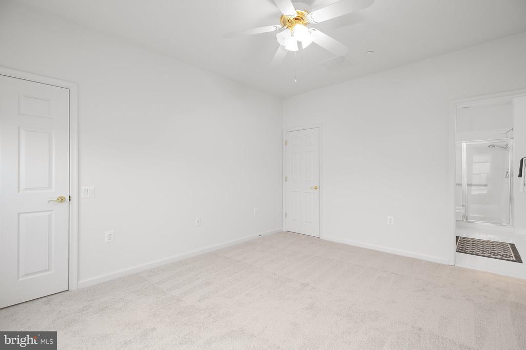 200 Smithfield Way