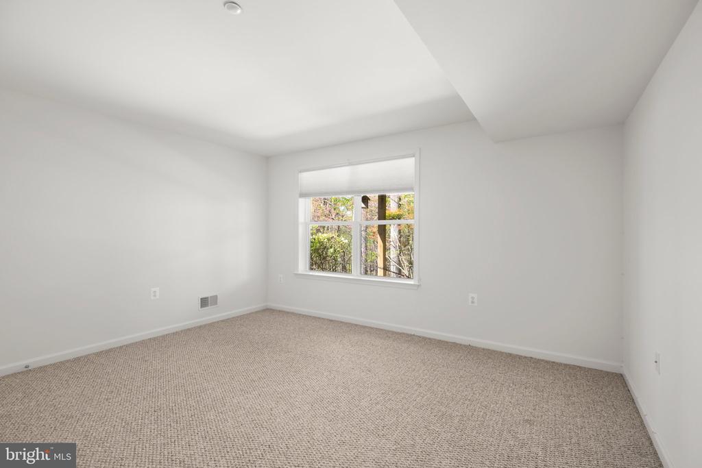414 Bridgewater Cir