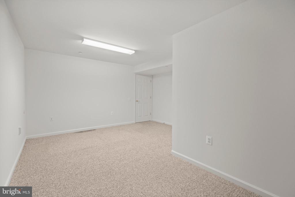 414 Bridgewater Cir