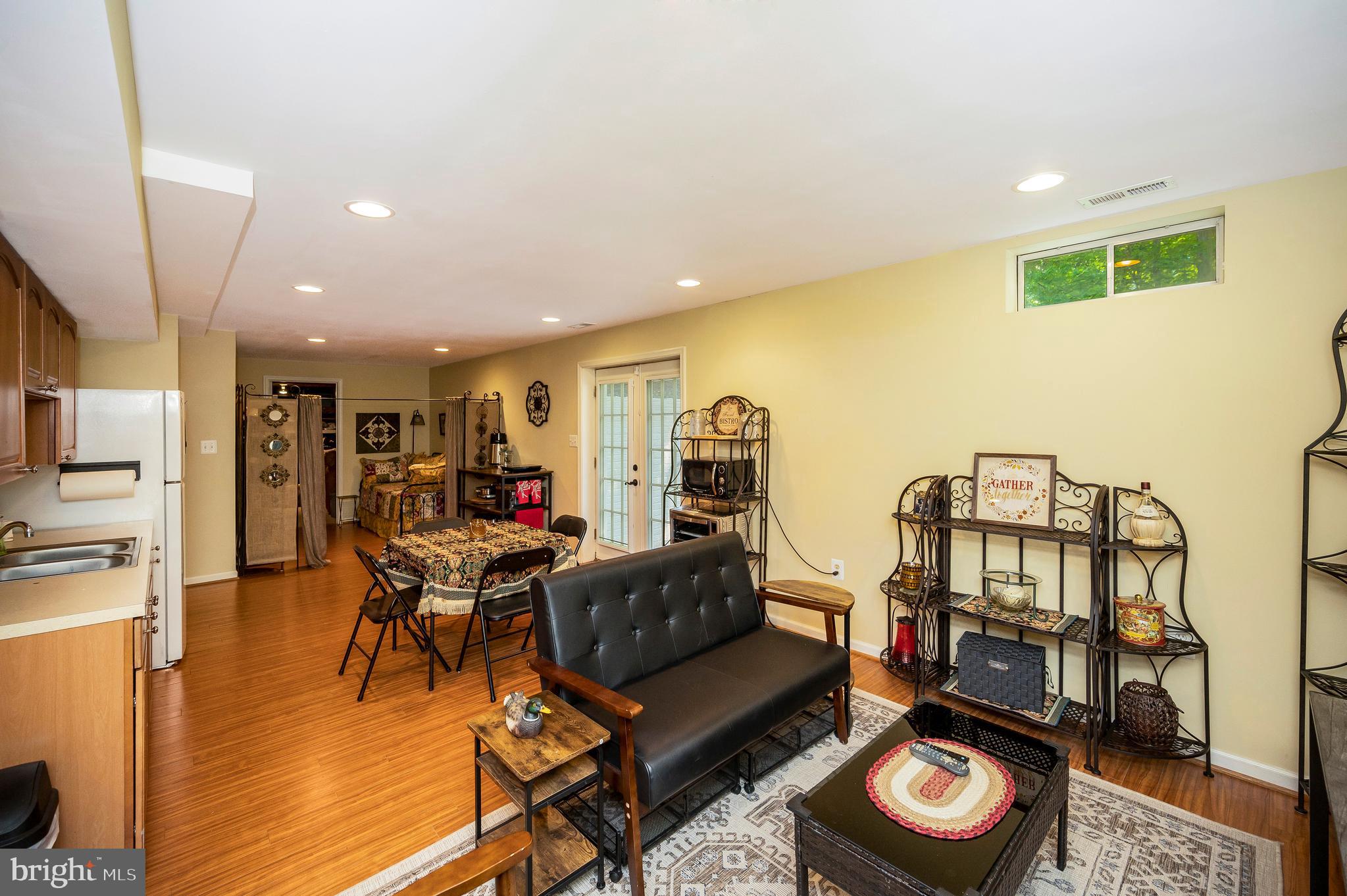 26 Saint Roberts Dr