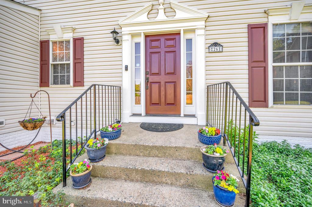 26 Saint Roberts Dr