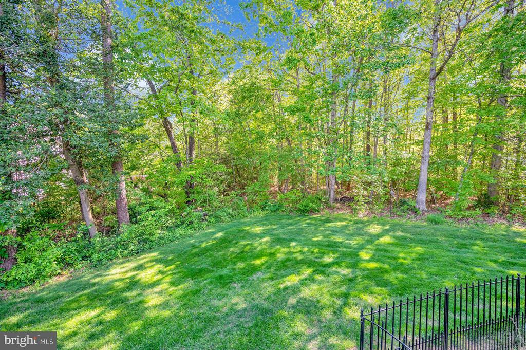 26 Saint Roberts Dr