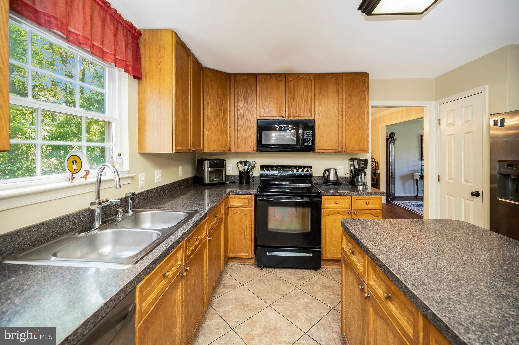 26 Saint Roberts Dr