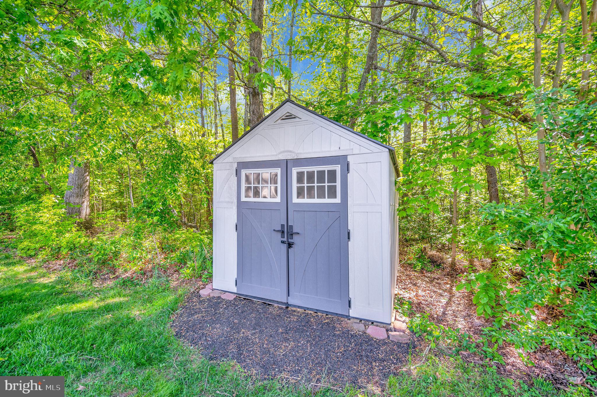 26 Saint Roberts Dr