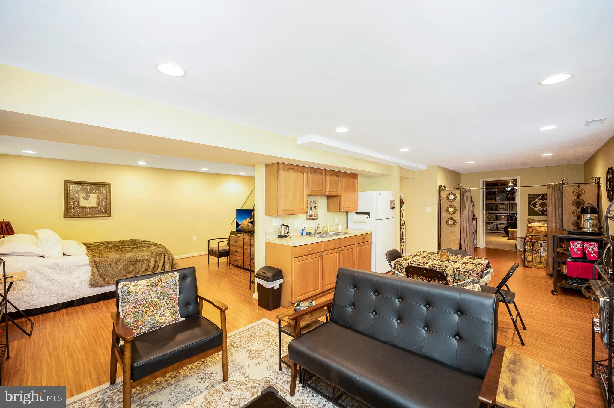 26 Saint Roberts Dr