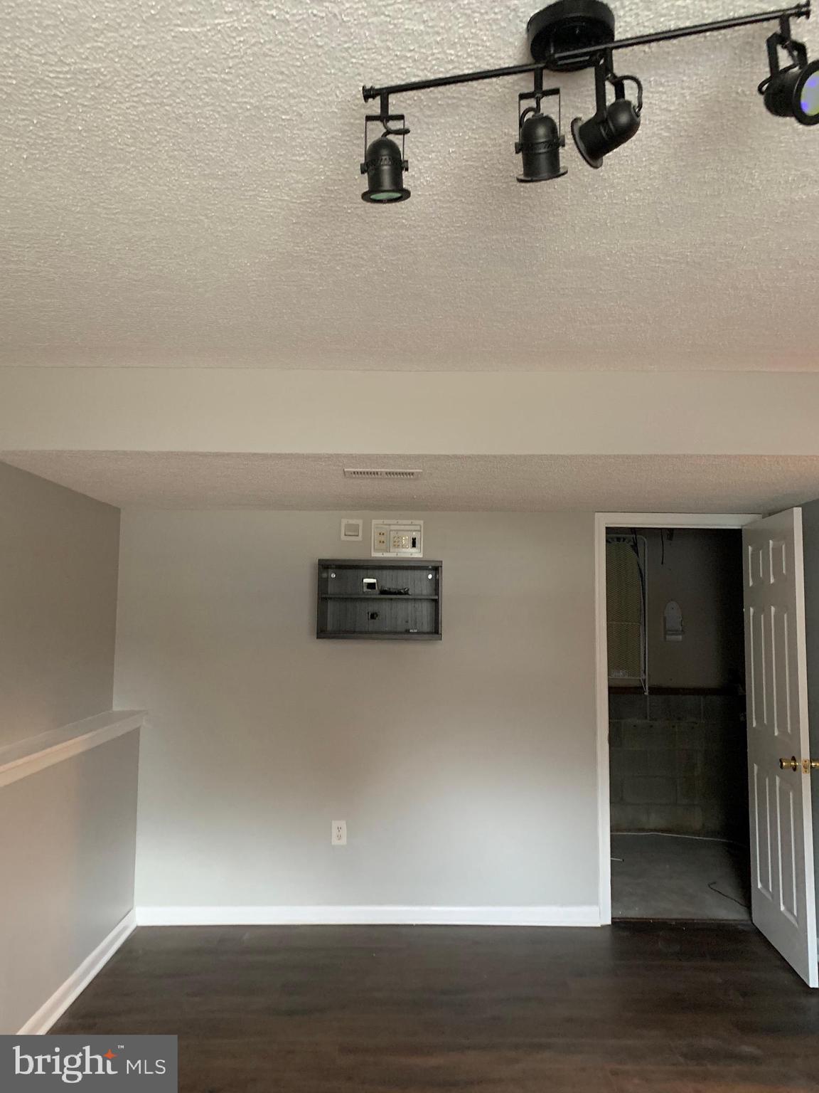 23 SAINT ALBANS BLVD