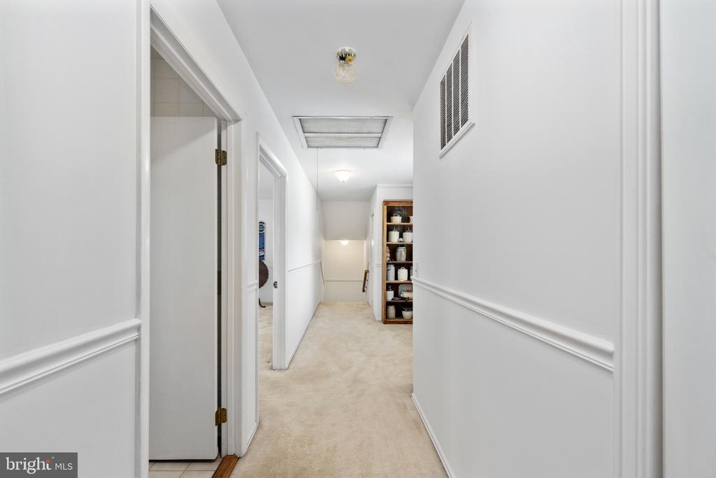 866 TRUSLOW ROAD