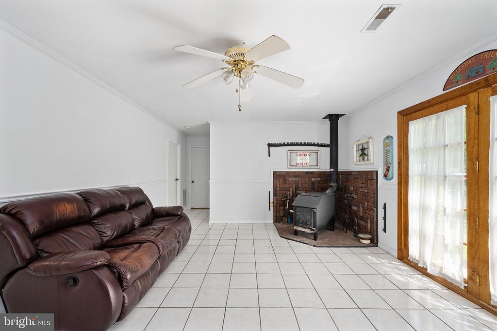 866 TRUSLOW ROAD
