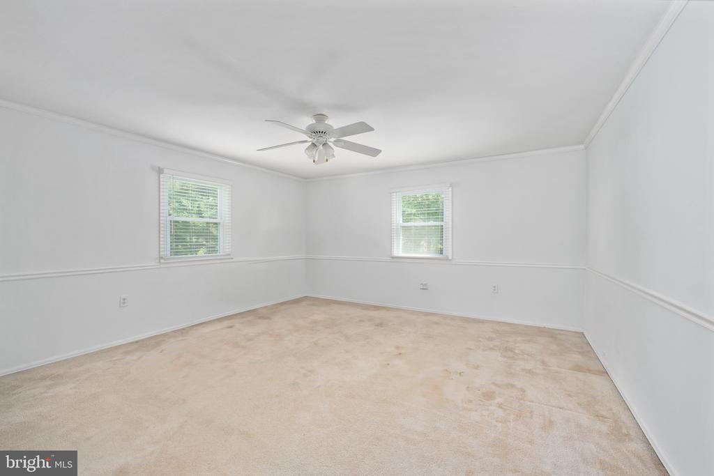 866 TRUSLOW ROAD