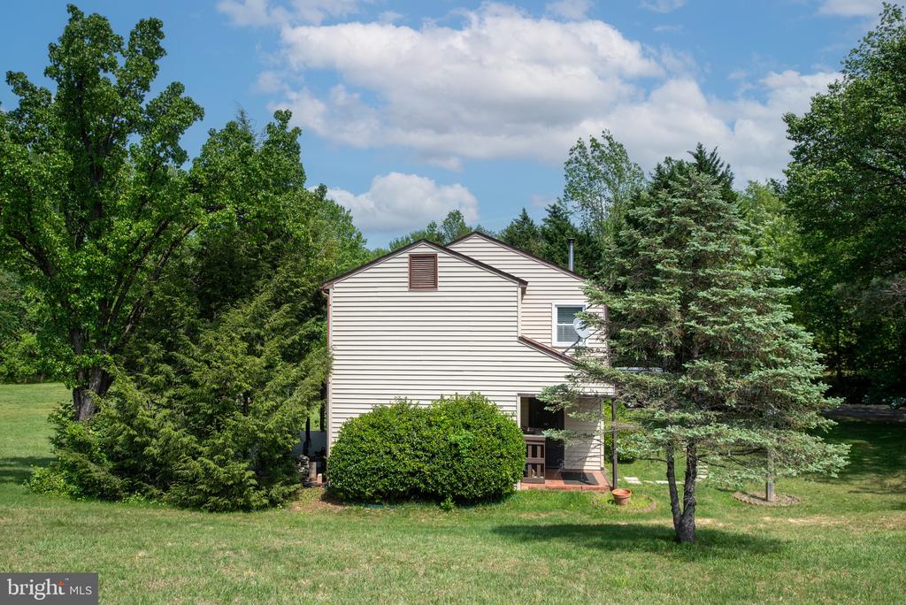 866 TRUSLOW ROAD