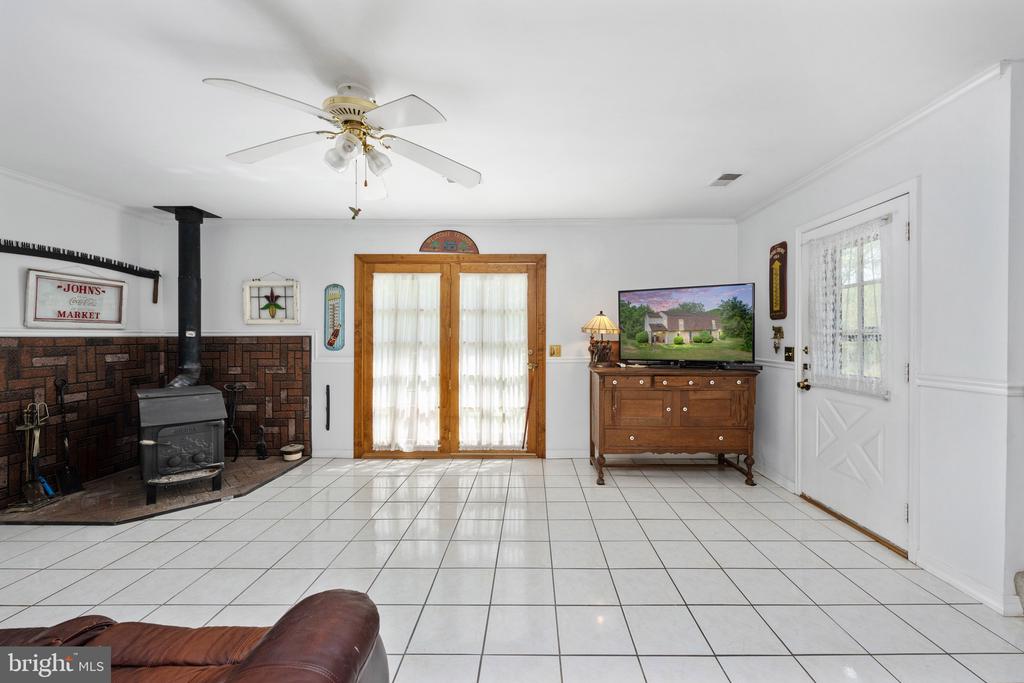 866 TRUSLOW ROAD