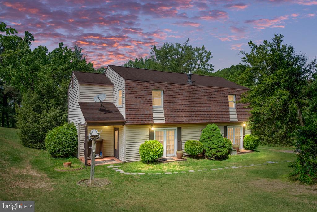 866 TRUSLOW ROAD