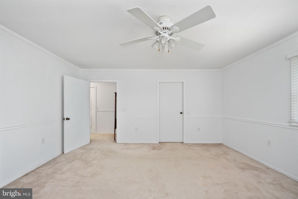 866 TRUSLOW ROAD