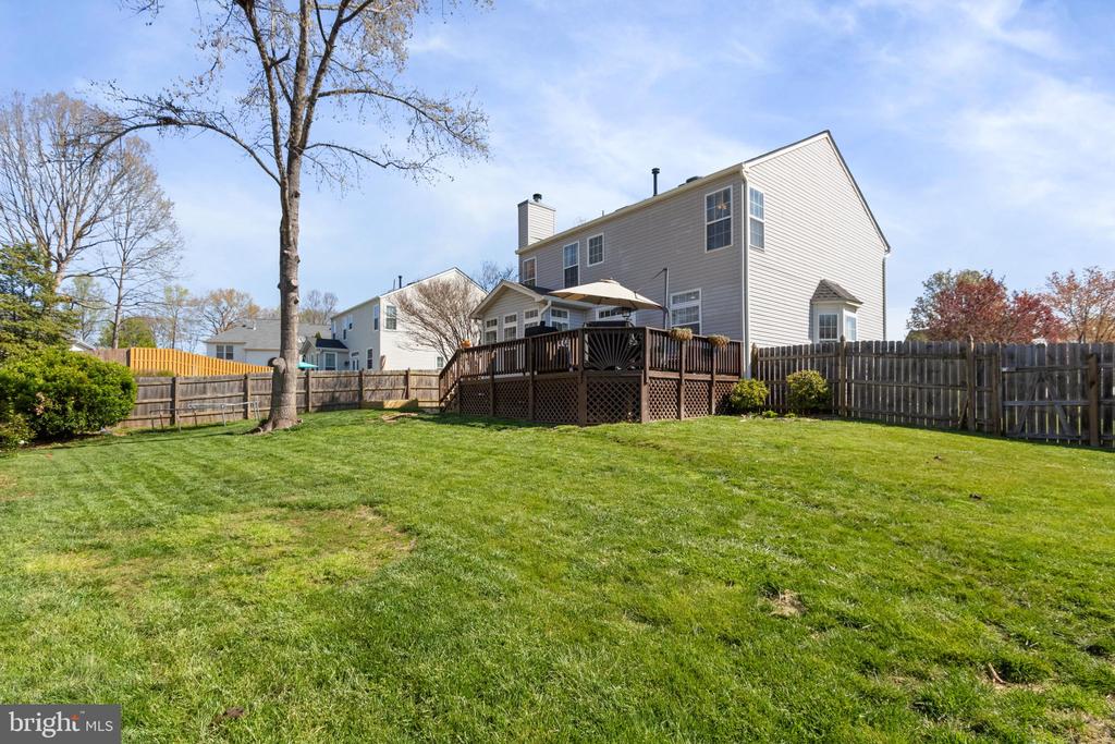 6 BEAU RIDGE DR
