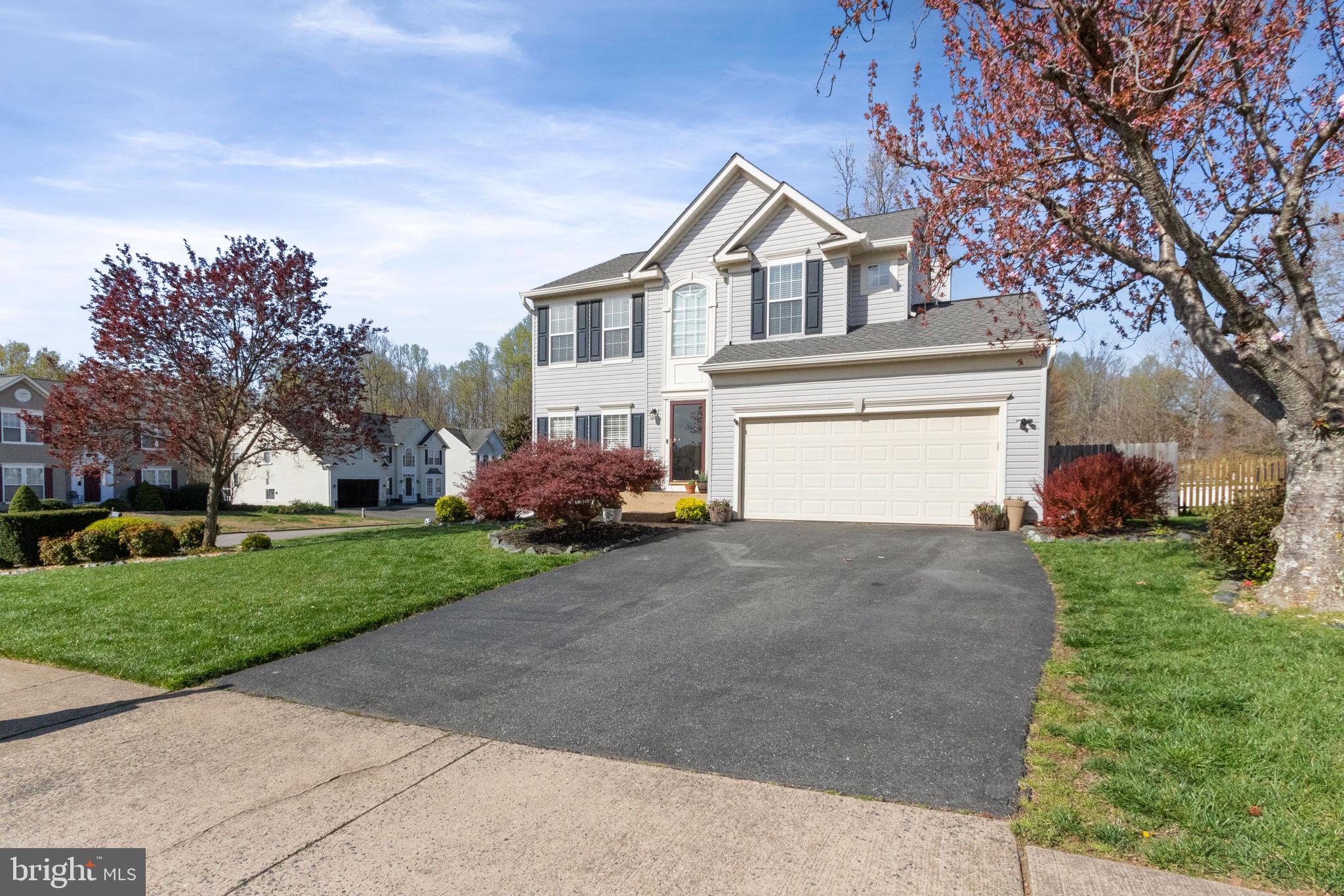 6 BEAU RIDGE DR