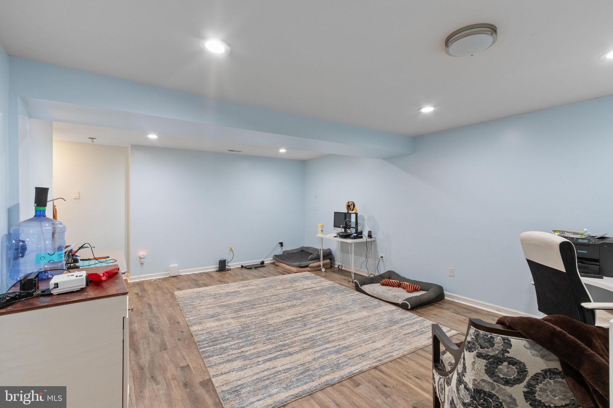 6 BEAU RIDGE DR