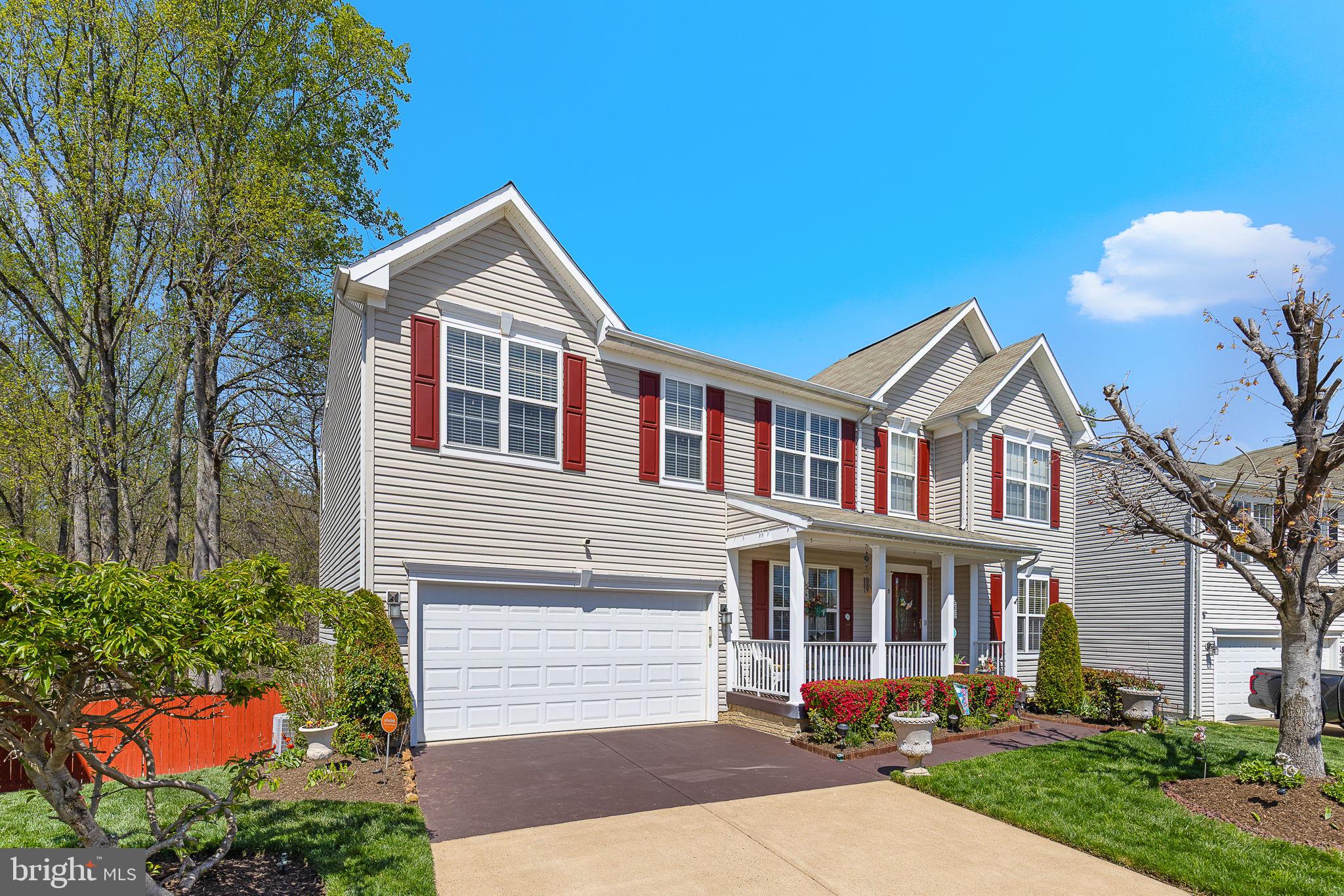 5 Webb Ct