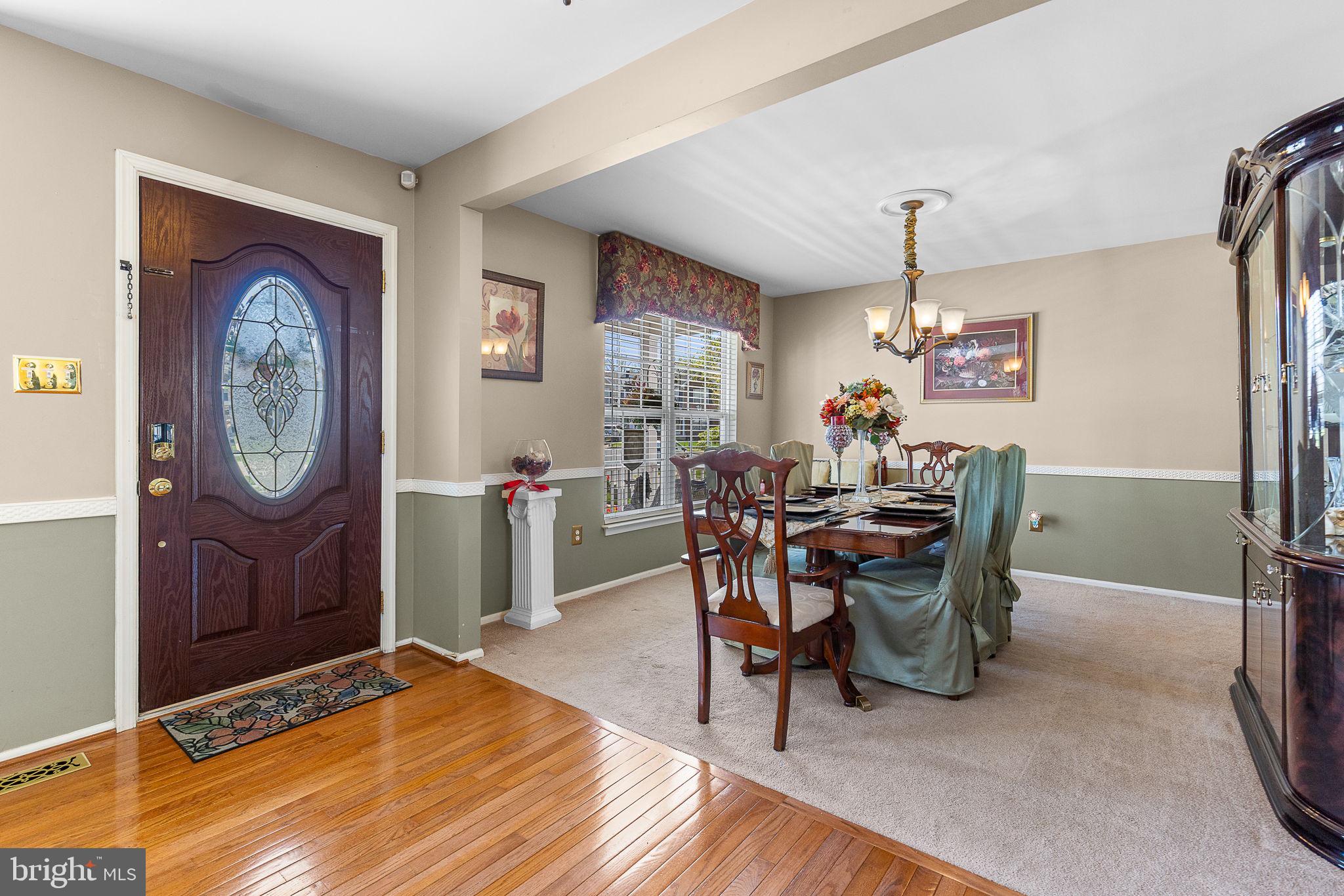 5 Webb Ct
