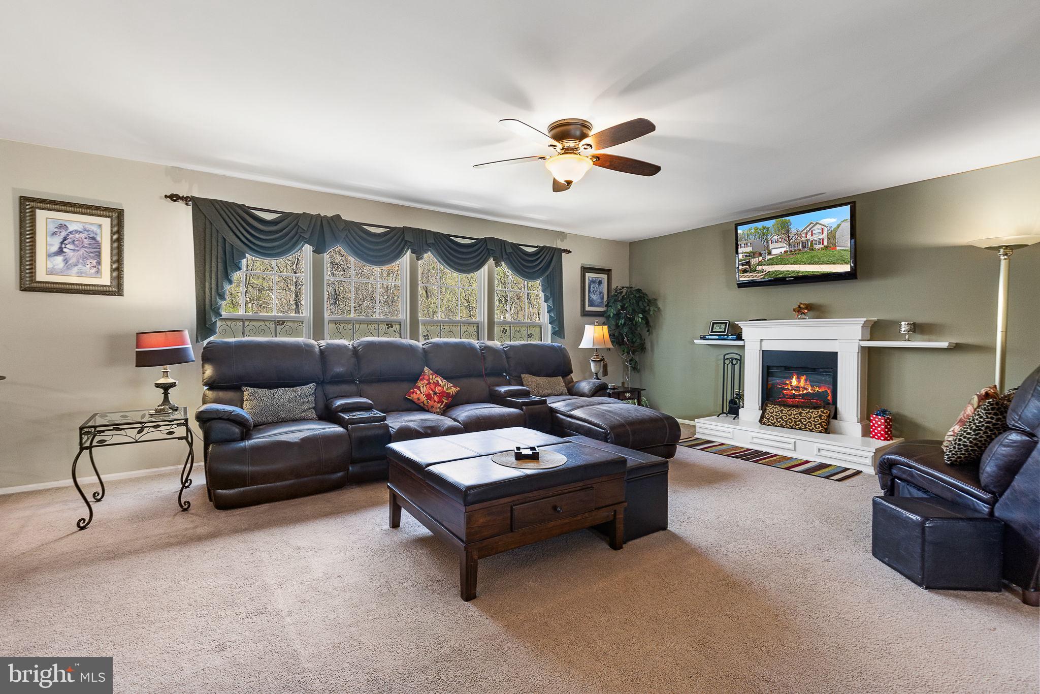 5 Webb Ct
