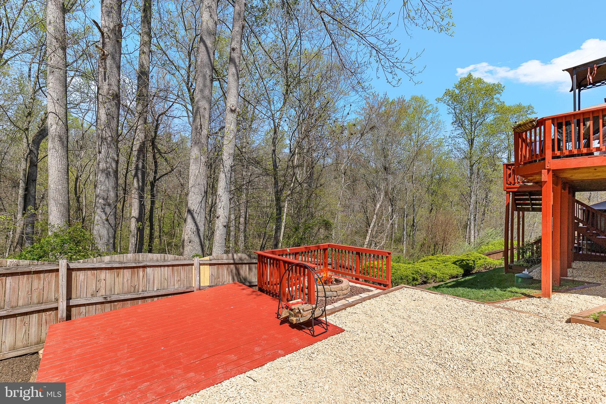 5 Webb Ct