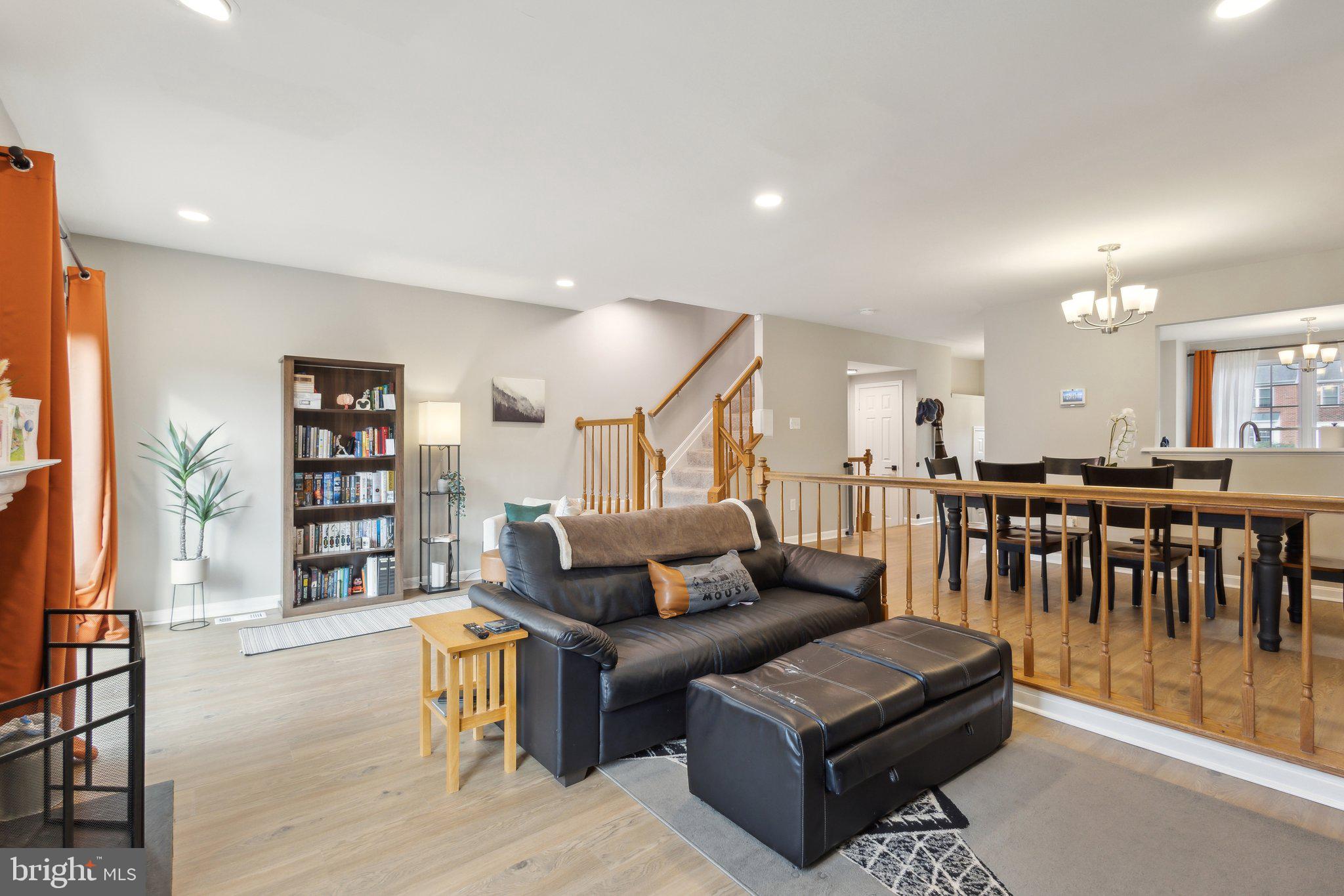 602 STAFFORD GLEN CT