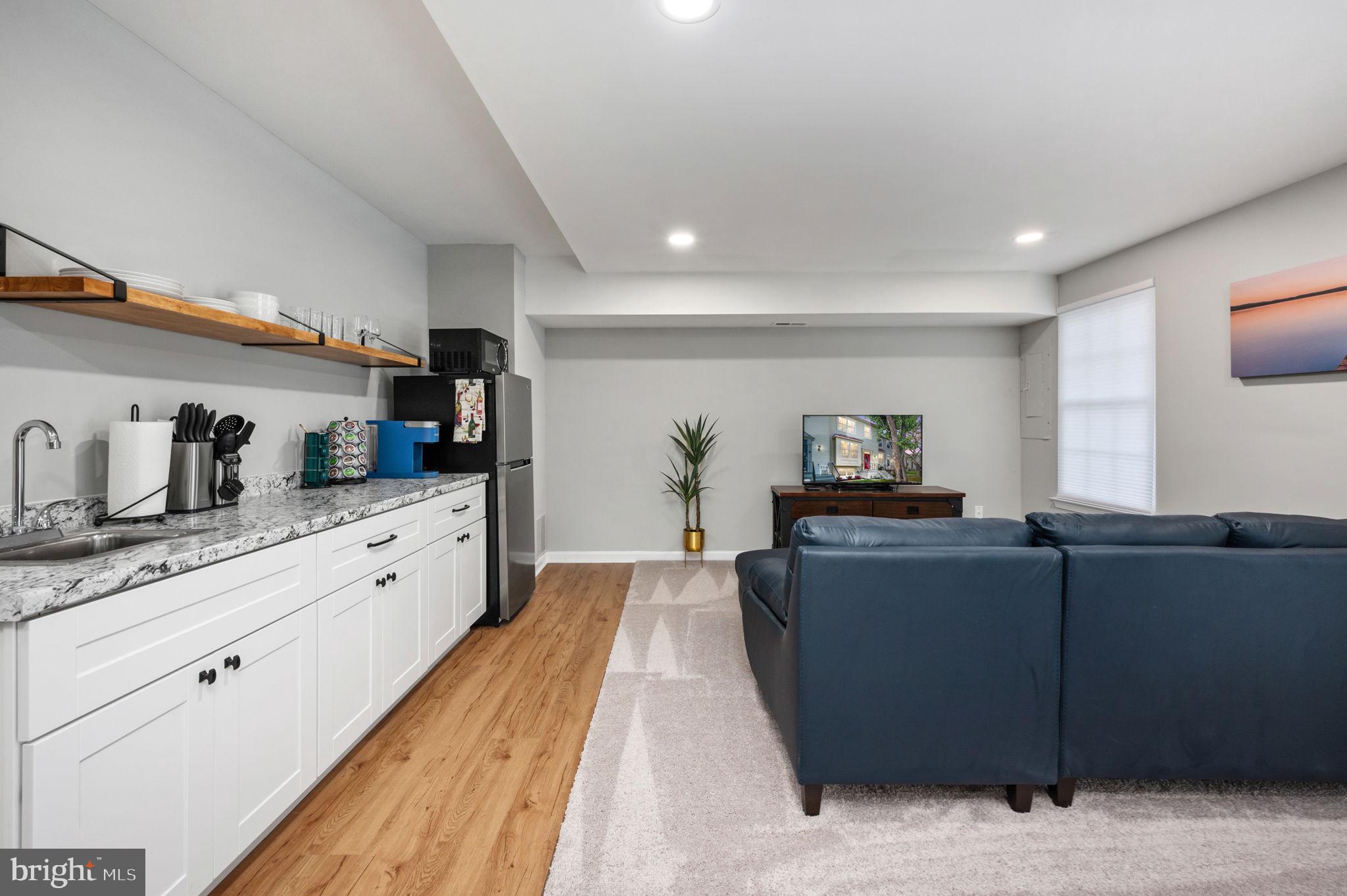 602 STAFFORD GLEN CT