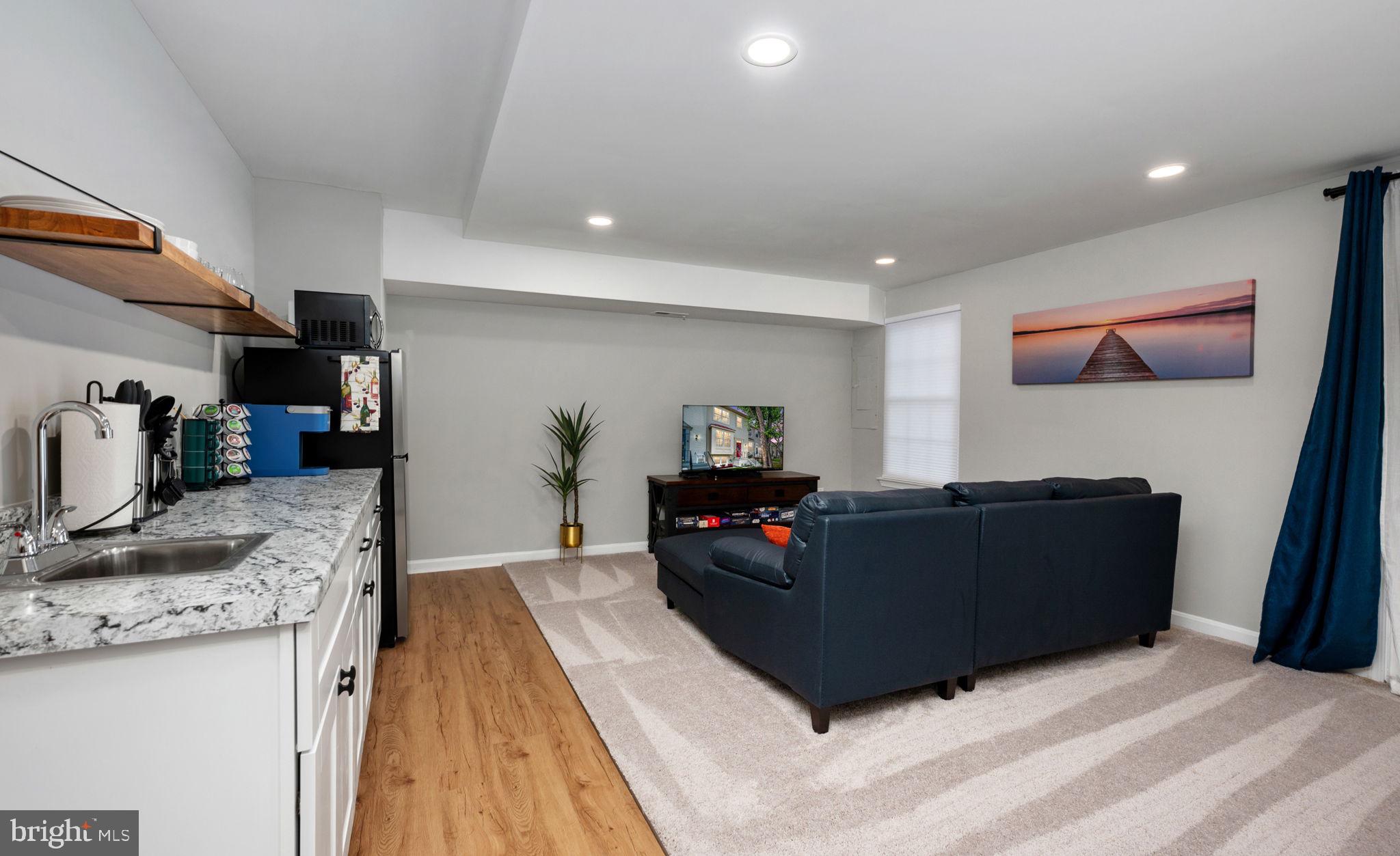 602 STAFFORD GLEN CT