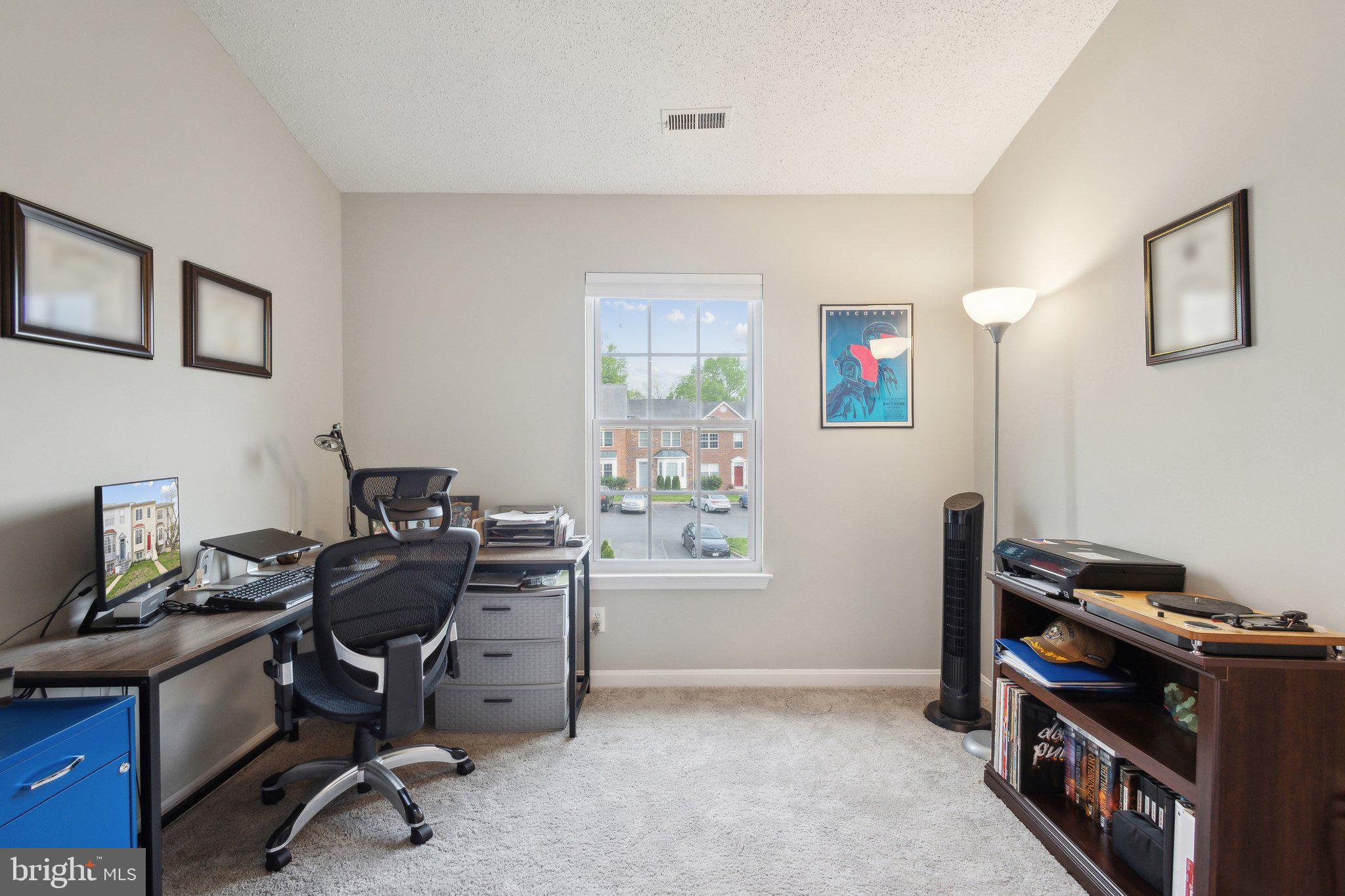602 STAFFORD GLEN CT