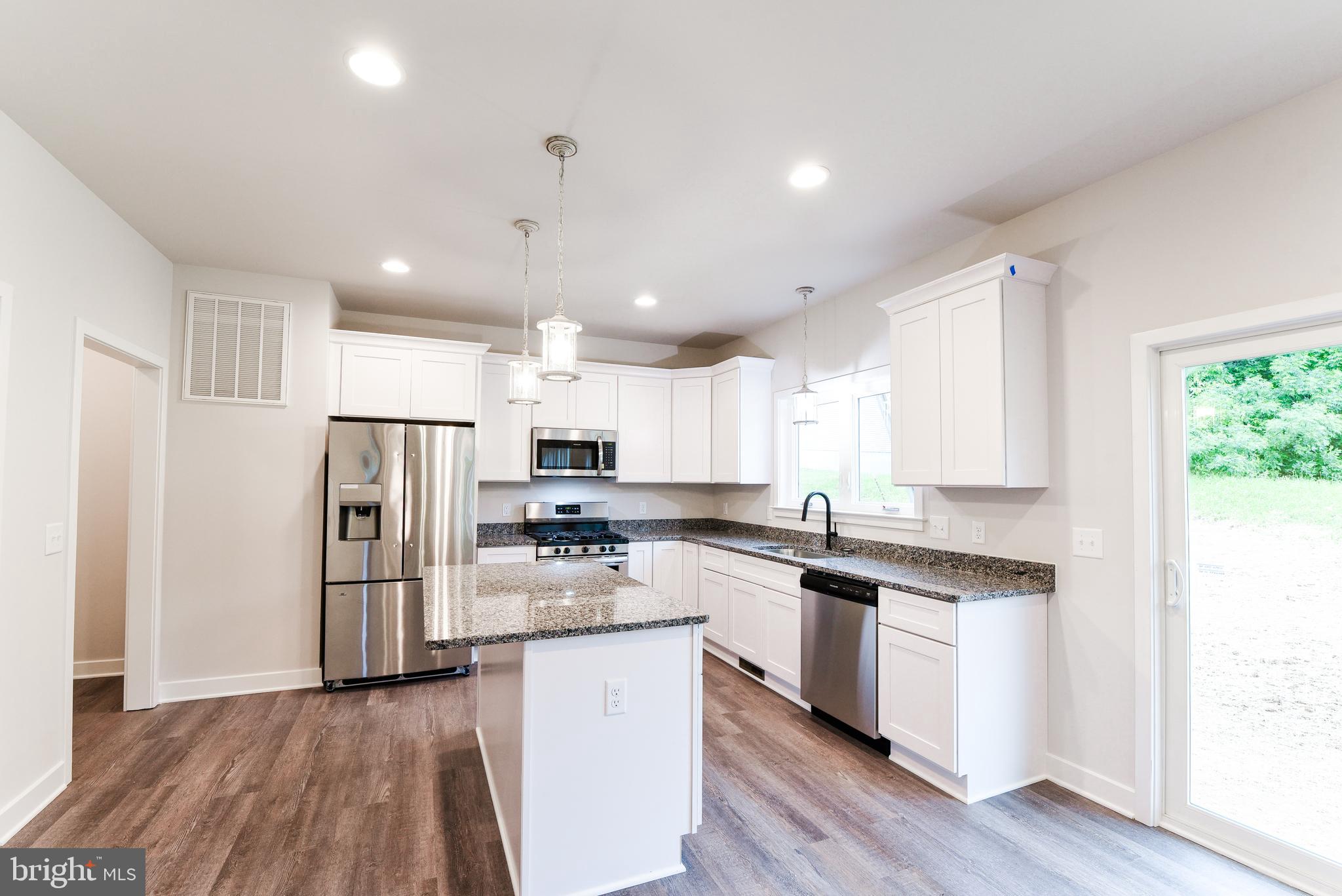 3 Quarry Rd
