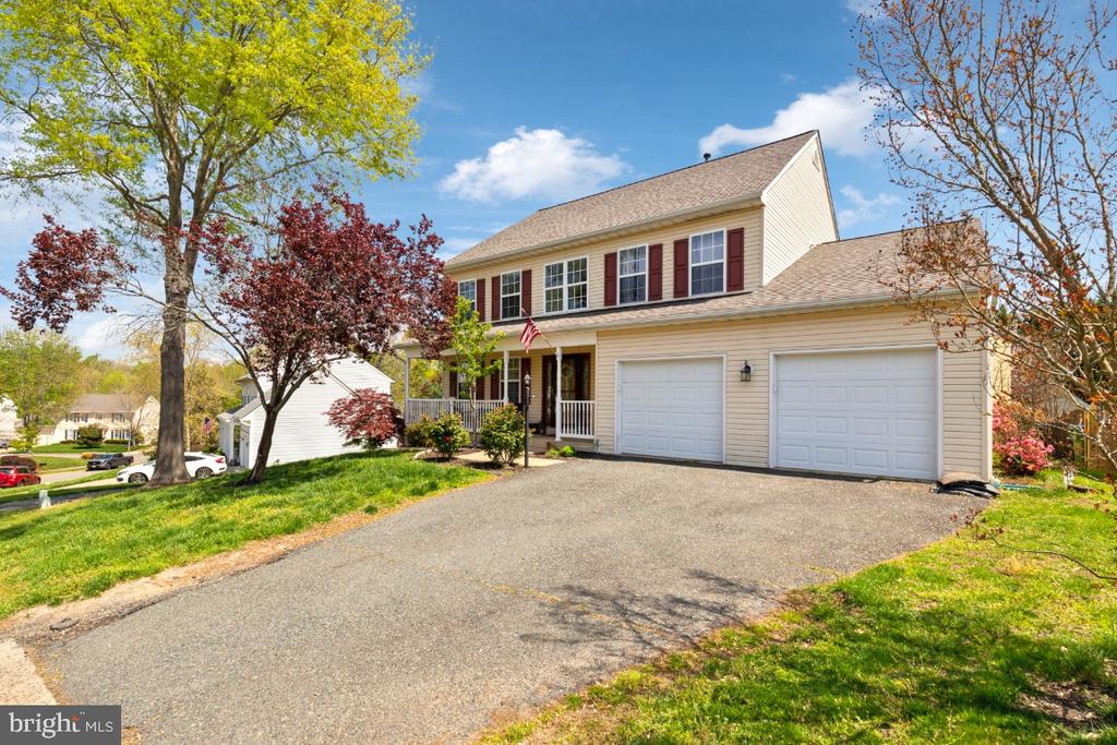 6 BRANTFORD DR
