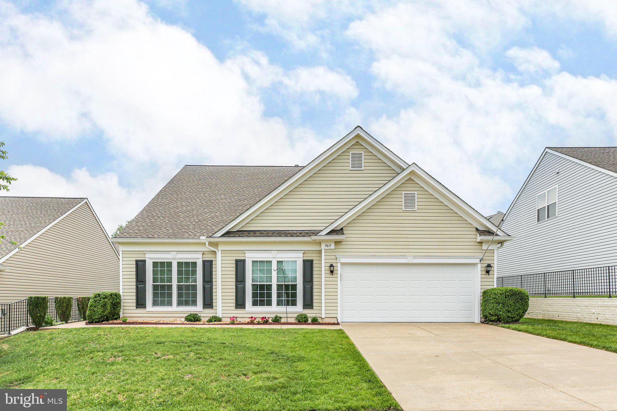 363 Bridgewater Cir