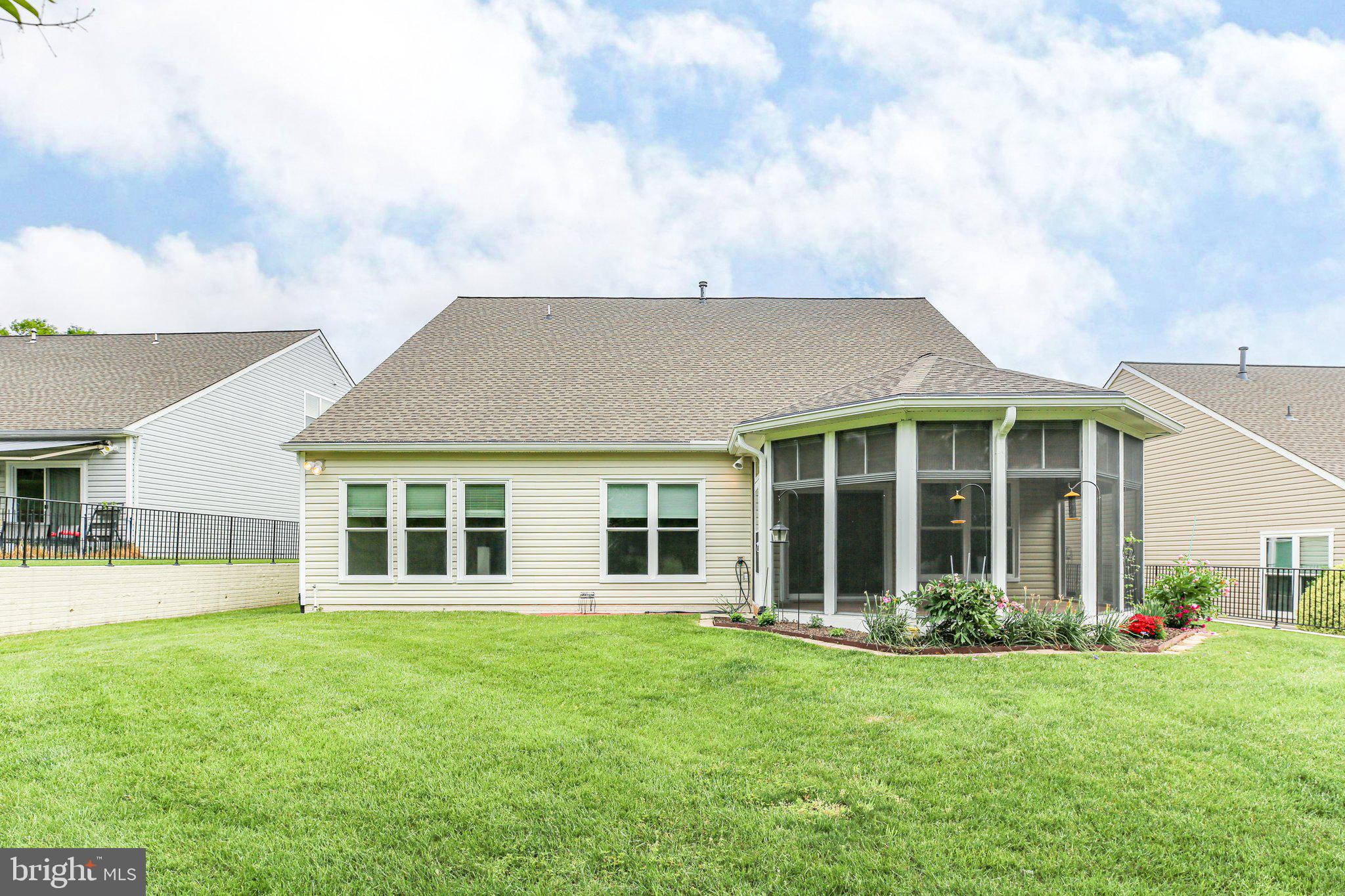 363 Bridgewater Cir