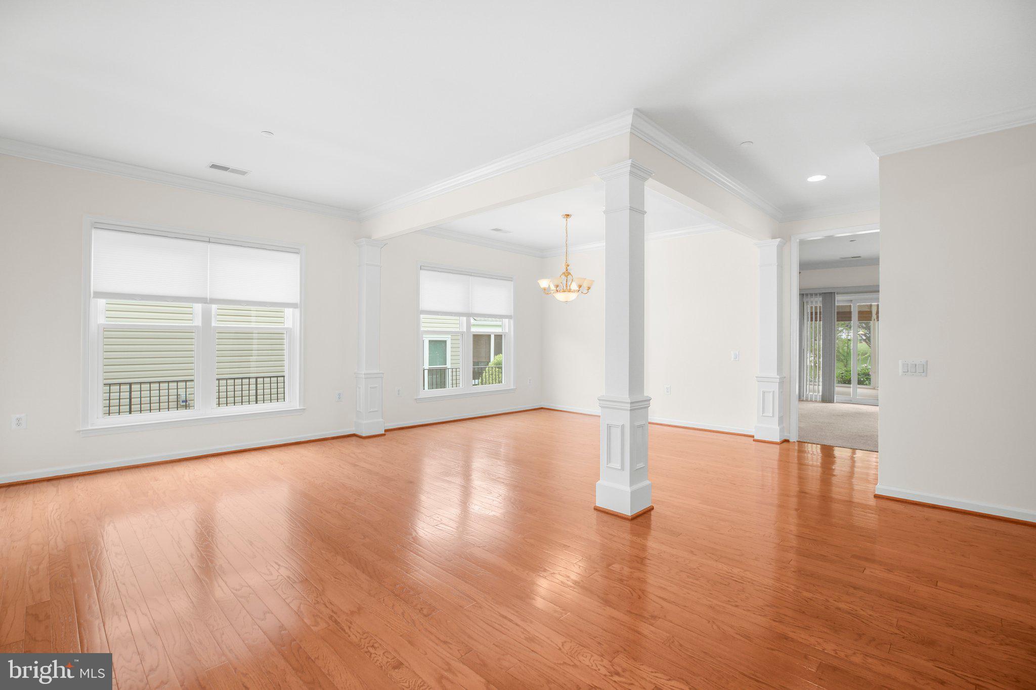 363 Bridgewater Cir